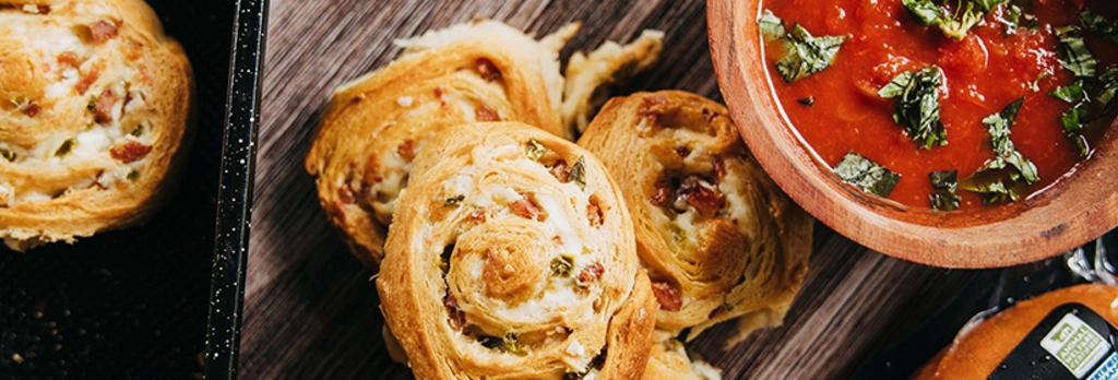 Jalapeno Cheddar Sausage Pinwheels