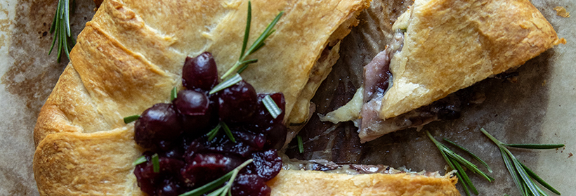 Cranberry Ham Crescent Ring